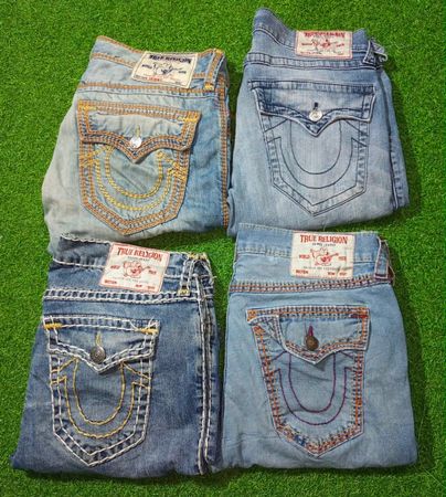 TRUE RELIGION JEANS (A 166)