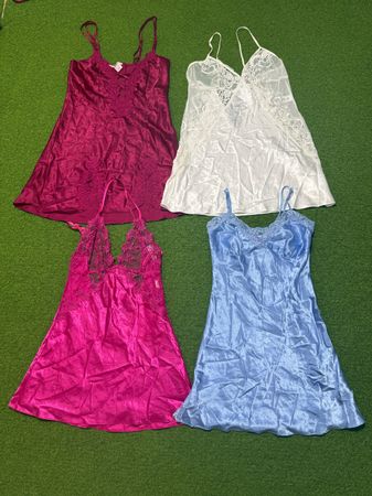 Yv446 Slip Tops 12P