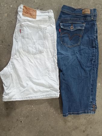 Levi's Short