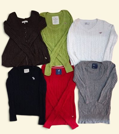 Y2K Ladies sweaters.hollister . ambercombia.american eagle