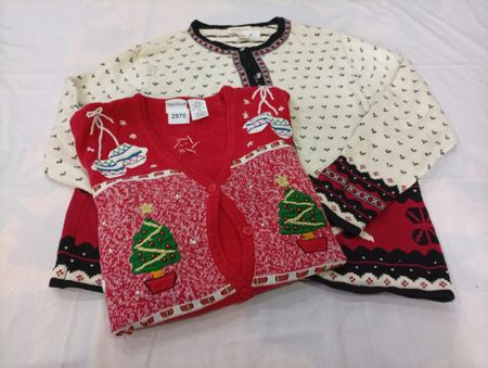 CR12024 Christmas Sweaters