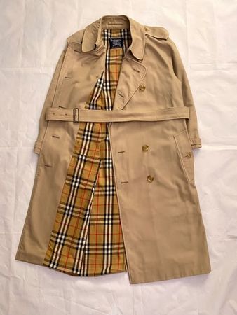 “Manteau trench Burberry premium”