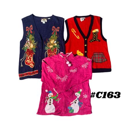 Wholesale Vintage Christmas Sweaters Bundle | 10pcs Women’s Holiday Cardigans Mix (Tiara International, Croft & Barrow , S-XL) C#163