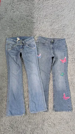 ***Jeans a campana Y2K – Denim ricamato e alla moda