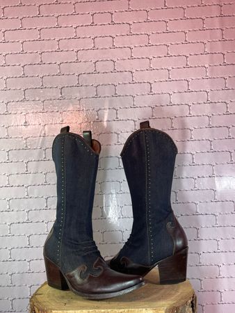 Op vintage Branded Cowboy Boots