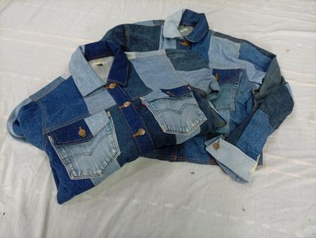 CR10703 Upcycled Levi’s Cropped Jackets