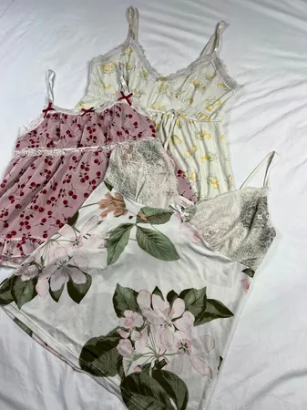 Camisetas de alças