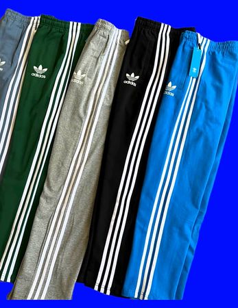Premium vintage Adidas Trackpants
