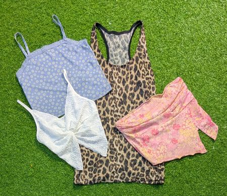 6939 - Y2K Style Cami Top