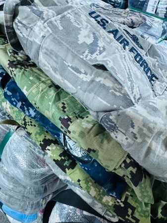 Pantalons et veste militaires de luxe