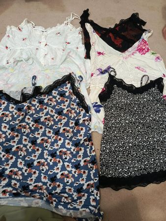 Y2k floral top