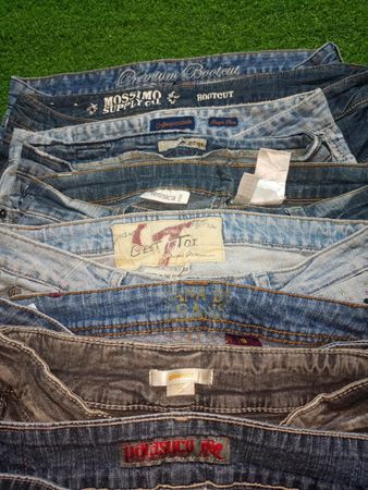 PREMIUM BOOTCUT AND OTHER MIX BRANDS JEANS (002)