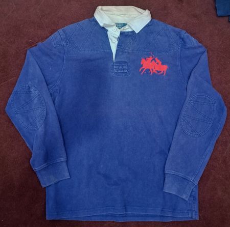 Branded rugby shirt