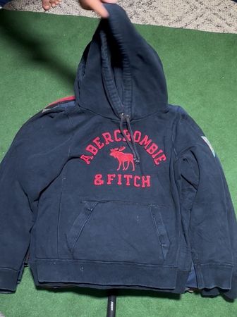 Sudaderas Hollister personalizadas seleccionadas a mano tamaños S M L
