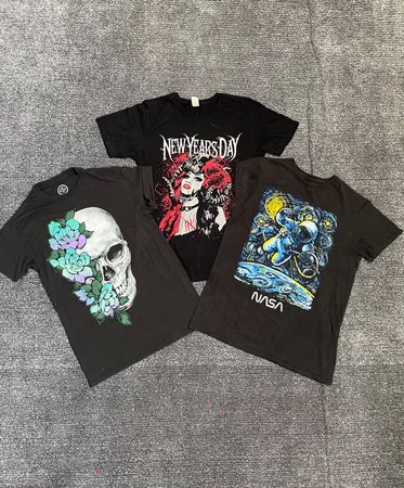 🔴 Vintage Printed T-Shirts - (23/09)