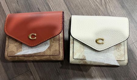 Coach Wyn Wallet (NWT)