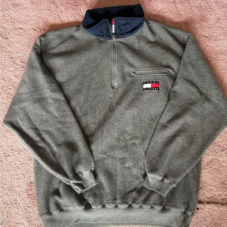 Premium Tommy Hilfiger Sweaters