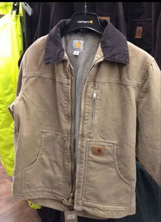 Carhartt authentic jacket ⚜️