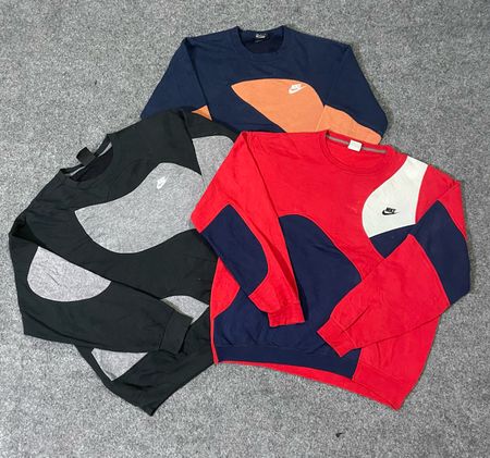 アップサイクル Nike スウェットシャツ