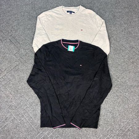 Tommy Hilfiger sweater (CV 332)