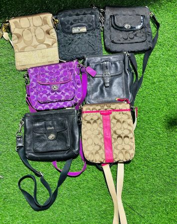 Women’s Coach Crossbody Bags (EV/27)