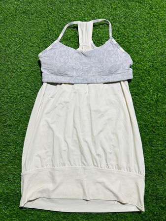Lululemon Women’s Athletic Tank Top (EV/15)