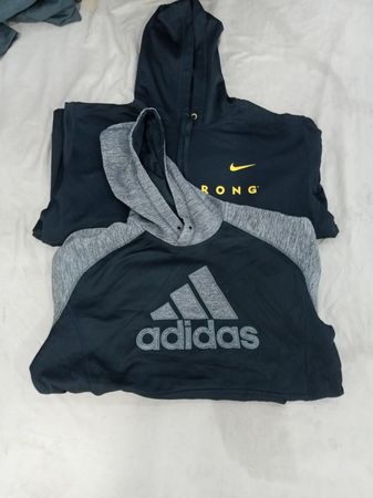 Gemischter Marken-Hoodie
