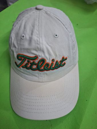 Branded purpose made Golf Hats/Caps including Titleist, Callaway and Taylormade Y2K and Modren mixed bundle
