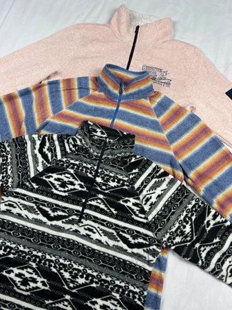 Mix branded fleece jacket