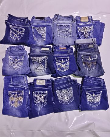 Jeans Embroidered