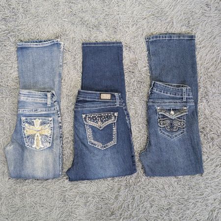 ***Y2K Flare Jeans – Embellished 2000s Fashion Mix