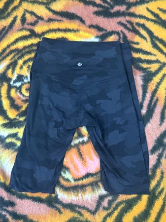 Lululemonレギンス