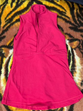 Lululemon tops