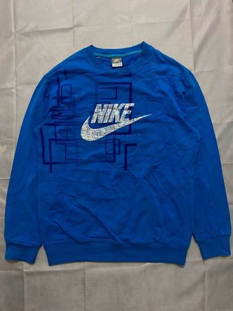 Maglione premium con colletto a girocollo