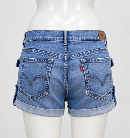 CR2249 PANTALONS COURTS EN DENIM UTILE RETAPISSES LEVI’S
