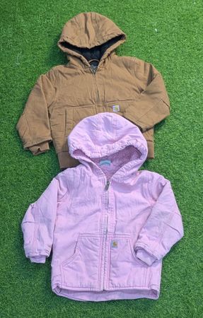 7768 -  Carhartt Jacket