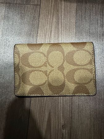 Coach Foldable Card holder (NWOT)