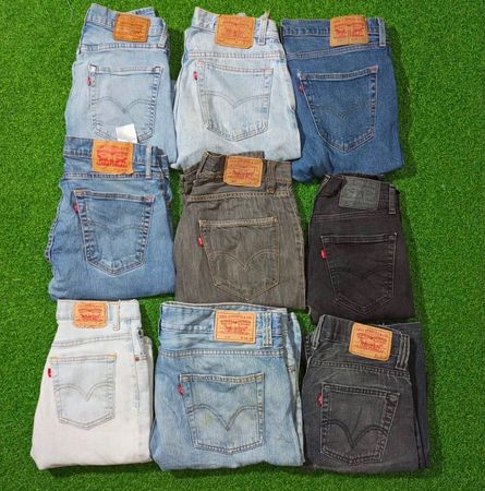 LEVI’S  512 , 506 JEANS (A 162)