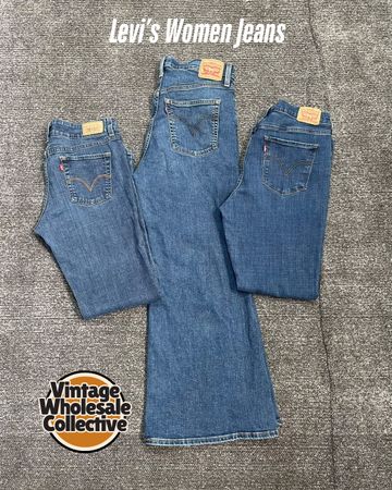 🔴 Levi’s Women Jeans - (12/10)