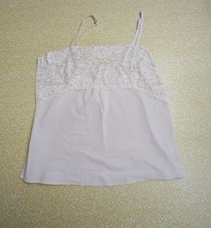 437 Bulk 10x Women's Satin Cami Tops Bundle – Elegant Sleeveless Mixed Lot
