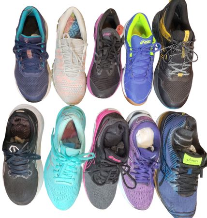 Asics Sneakers