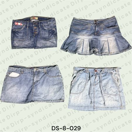 Y2K Denim Mini Skirt – Vintage Low Rise Blue Jean Skirt (DS-8-029)