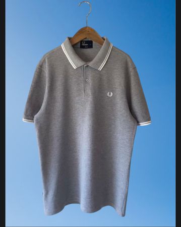 Mischen Sie authentische Marken-Polo-T-Shirts