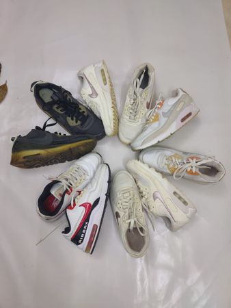 Nike Unisex Sneaker Air Max 90 Größe Bereich US 7 bis 9