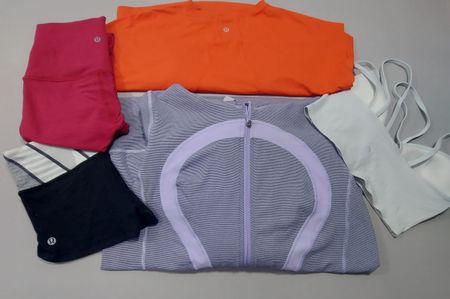 Lululemon Mix Bundle – Leggings, Trousers, Capri, Bra, Combo, Jacket, T-Shirt & Tank Top – Grade A/B – 20 Pcs | 09-080