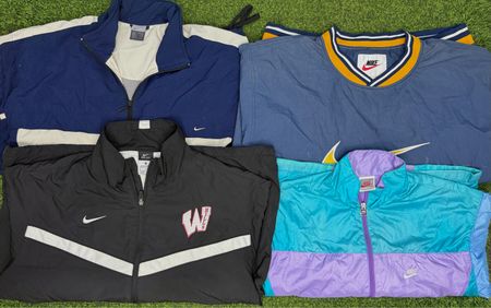 Nike windbreaker jacket