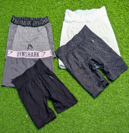 7058 - Gymshark shorts