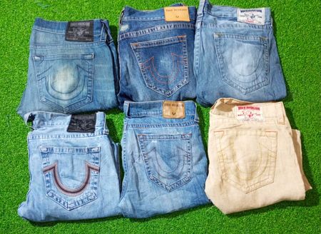 TRUE RELIGION JEANS (A 152)