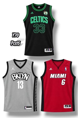 mix branded sport top