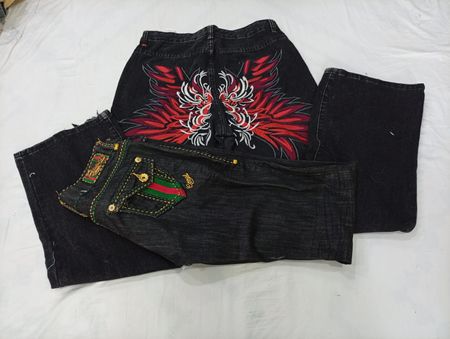 CR10383 Vintage Designer Women’s & Men’s Jeans Bundle